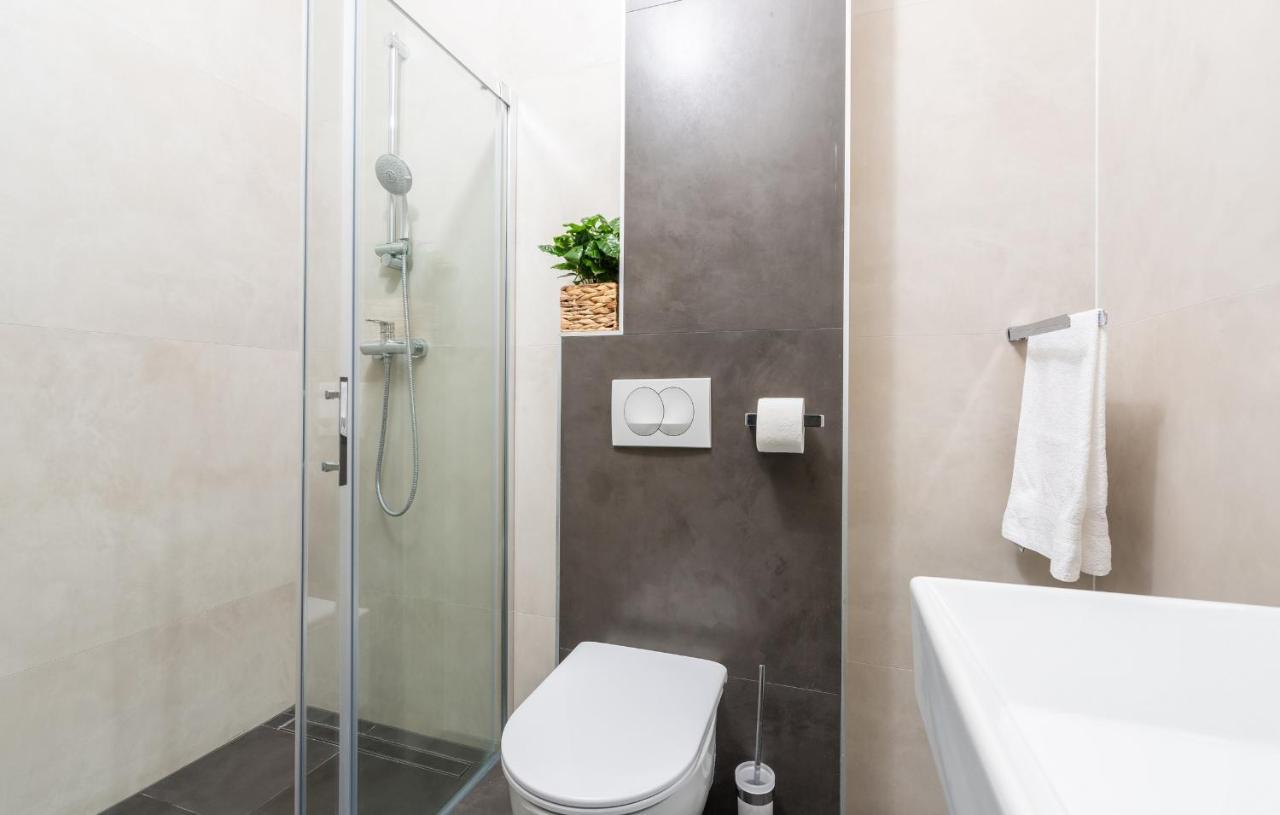 Residence Center B&B Materada Porec Esterno foto